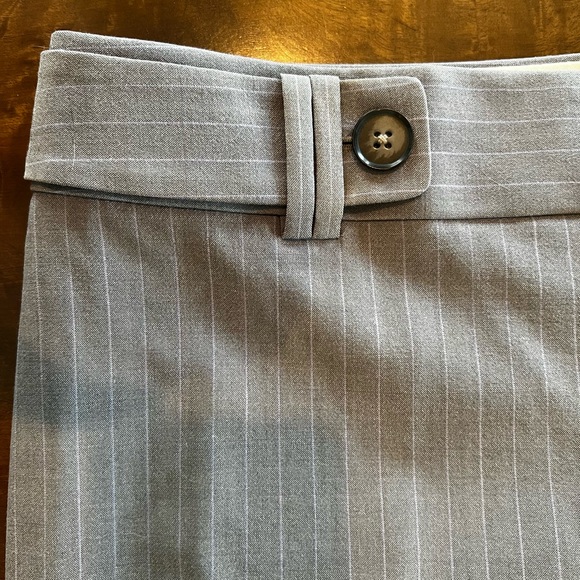 Banana Republic “Jackson” pinstripe pant - Picture 3 of 11